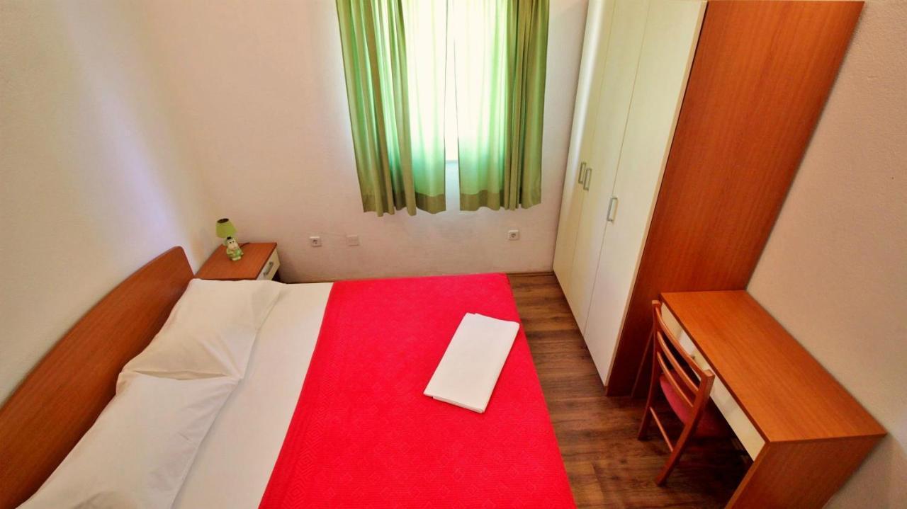 Apartments Marko Nemira Omiš Εξωτερικό φωτογραφία