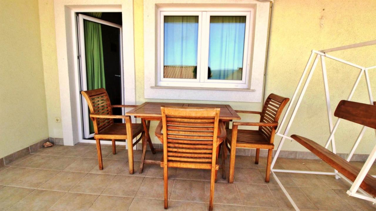 Apartments Marko Nemira Omiš Εξωτερικό φωτογραφία