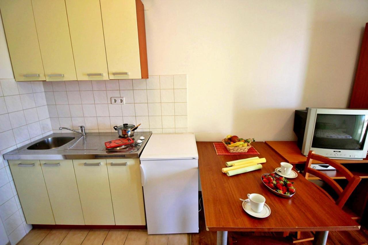 Apartments Marko Nemira Omiš Εξωτερικό φωτογραφία